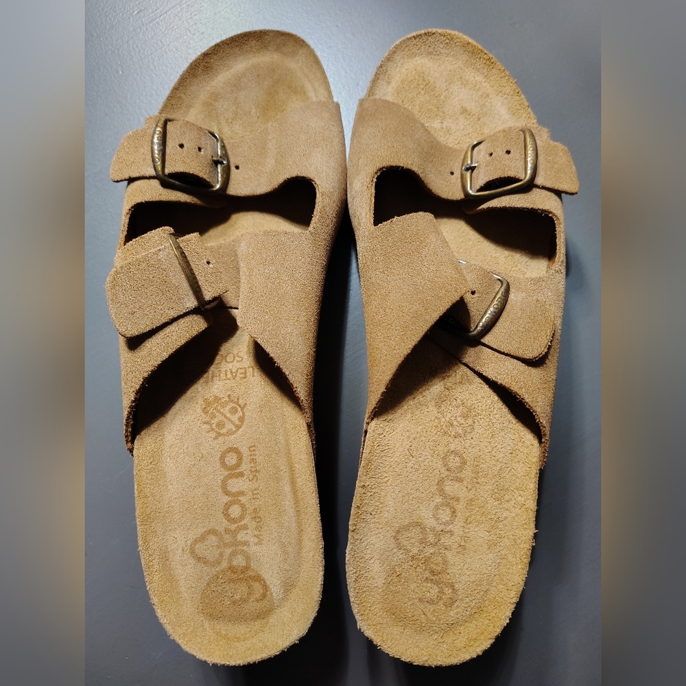 BeRono Women's Tan Suede Buckle Sandals